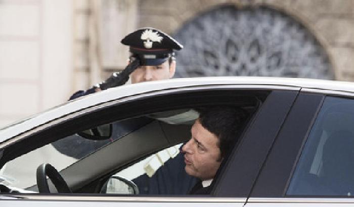 00D5A4-NEWS_108575 Renzi accetta l'incarico con riserva