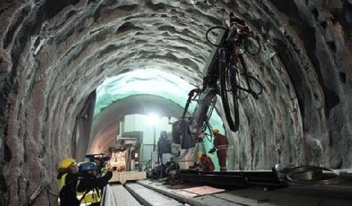 00D60C-NEWS_108795 Tav, lettera dei Noa avverte: lotta armata contro l'Alta velocità