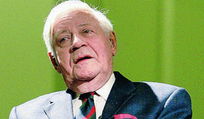 00DB4B-NEWS_111863 Crimea, Schmidt appoggia Putin: scelte comprensibili