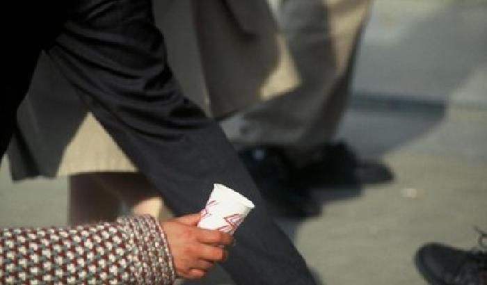 00DC6C-NEWS_112596 Zagabria sprofonda nella povertà