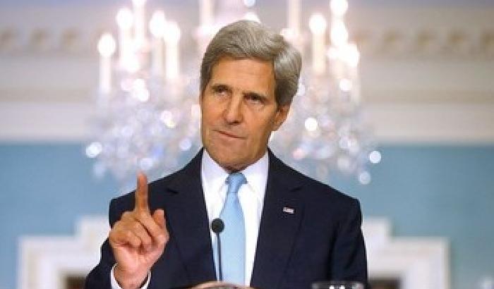 Kerry: 007 russi dietro gli scontri in Ucraina