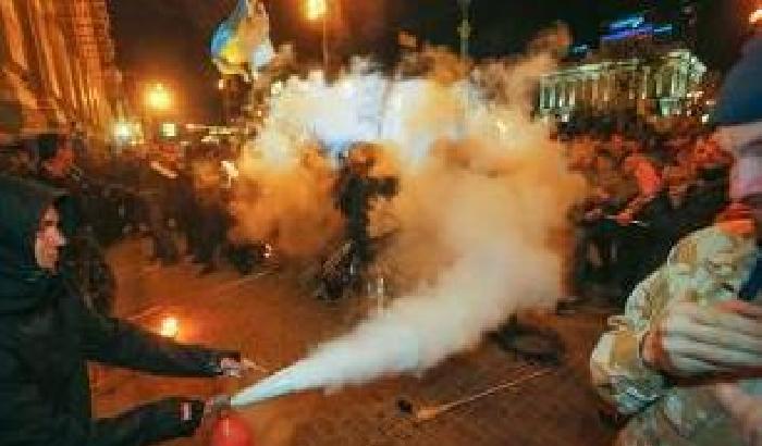 Crisi ucraina, Turcinov: c'è il rischio di un attacco russo