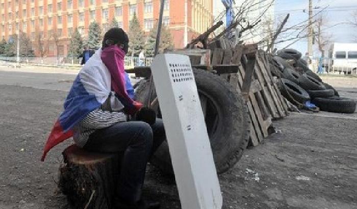 00E2AD-NEWS_116414 Ucraina: il capo dei filorussi di Lugansk fugge in Russia