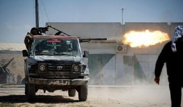 Scontri a Bengasi: 79 morti e centinaia di feriti