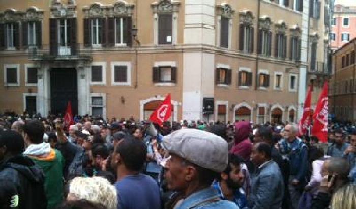 Alla Camera il voto per il Dl Casa: proteste