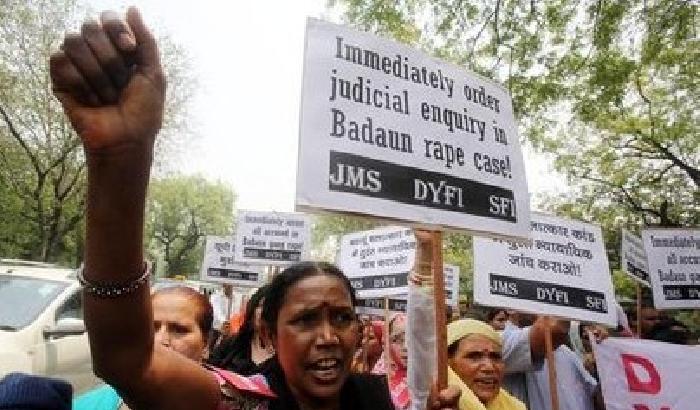 00E553-NEWS_118142 Violentate e impiccate in India: altri due arresti