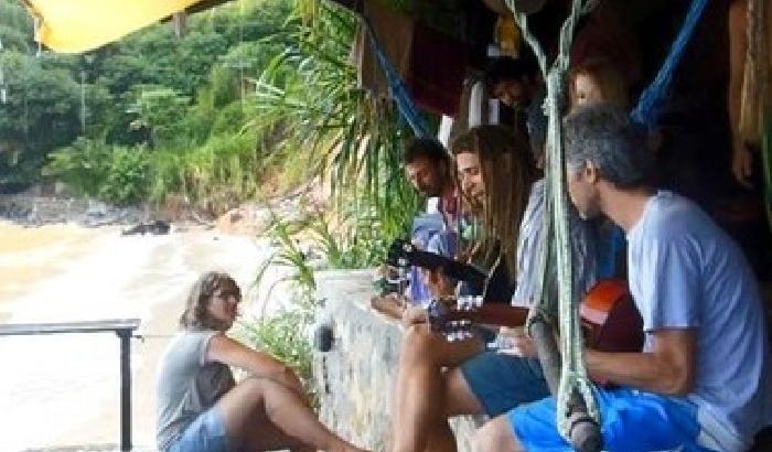 Le storie degli italiani scappati in Brasile in fuga da stress e depressione