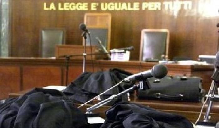 Diffuse un video hard dell'amante: il pm chiede 4 anni e mezzo di carcere