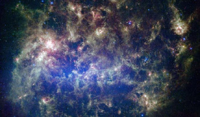 00E89C-NEWS_120350 Spazio: i segreti della Grande Nube di Magellano