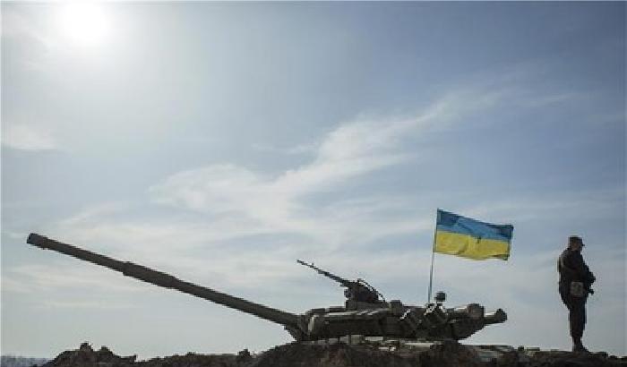 Crisi in Ucraina: carri armati intorno a Donetsk