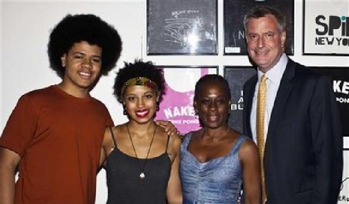 00EBB3-NEWS_122272 Usa, il sindaco de Blasio in visita dai parenti italiani