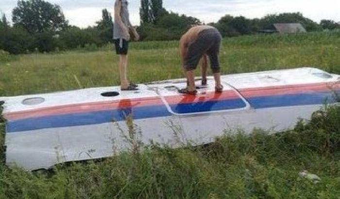 00ECCD-NEWS_122915 Aereo malese: i ribelli occultano le prove