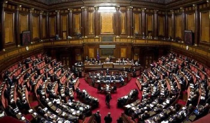 00EF80-NEWS_124419 Senato: approvato il ddl, l'opposizione non vota
