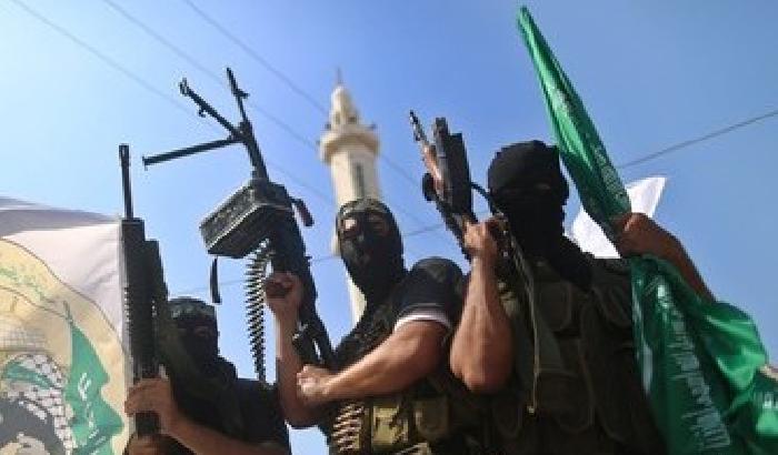 A Gaza si combatte ancora: notte di raid