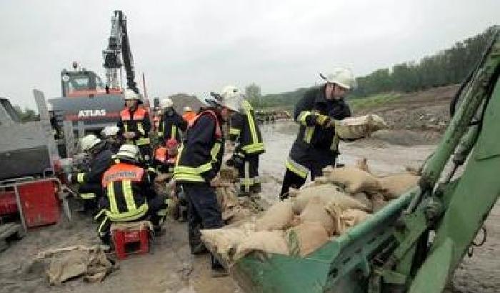 Maltempo: in Alto Adige muore un Vigile del fuoco. Disagi in Umbria