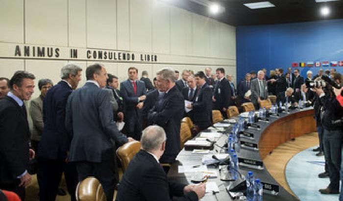 Sempre più vicina la tregua in Ucraina: la Nato è spaccata