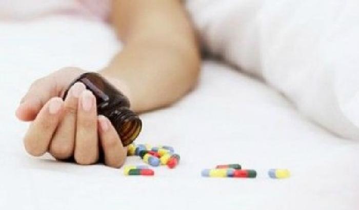 00F404-adolescenti-gay-in-pericolo-suicidio Adolescenti gay in pericolo suicidio