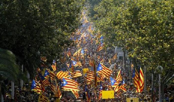 00F705-NEWS_128136 Spagna, sospeso il referendum per l'indipendenza della Catalogna