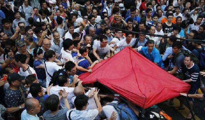 00F7B9-proteste-a-hong-kong Proteste a Hong Kong