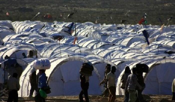 00F894-profughi-nel-campo-di-chouchua Profughi nel campo di Chouchua