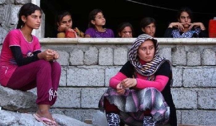 Isis, le donne yazide costrette a sposare i jihadisti
