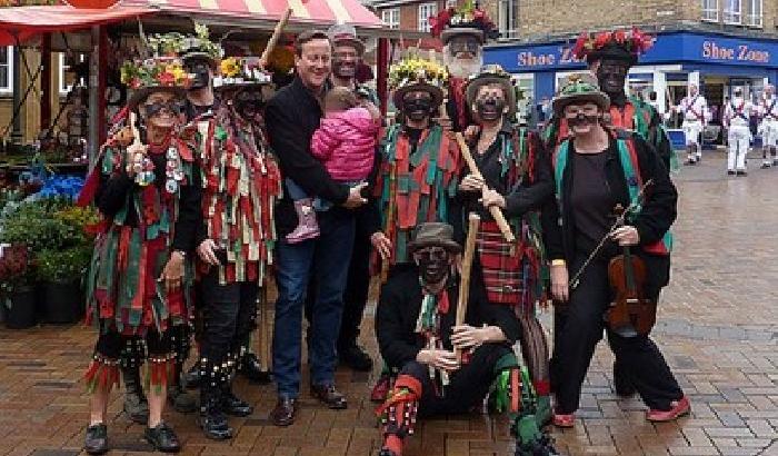 00F965-david-cameron-al-festival-folk David Cameron al festival folk