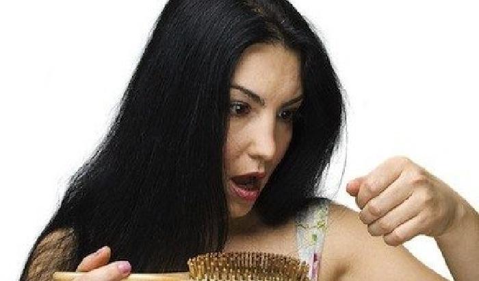 00FA22-NEWS_129622 Ecco i cibi che fanno bene ai nostri capelli