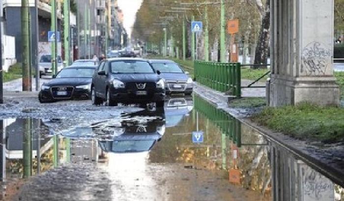 00FF3C-NEWS_132120 Pisapia accusa: Milano è vittima dell'incuria di tutto Nord