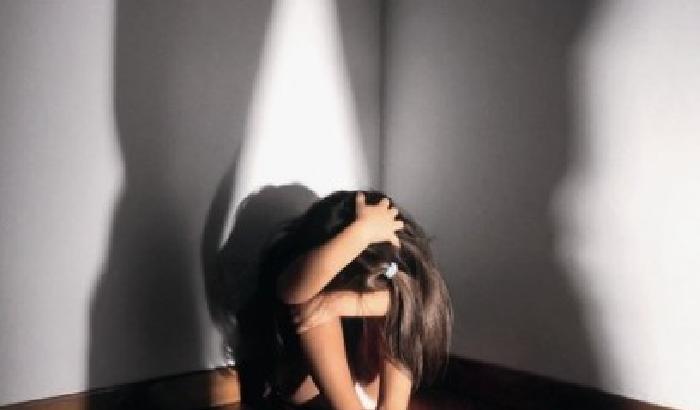 Abusi su una ragazzina, arrestato pregiudicato nel messinese