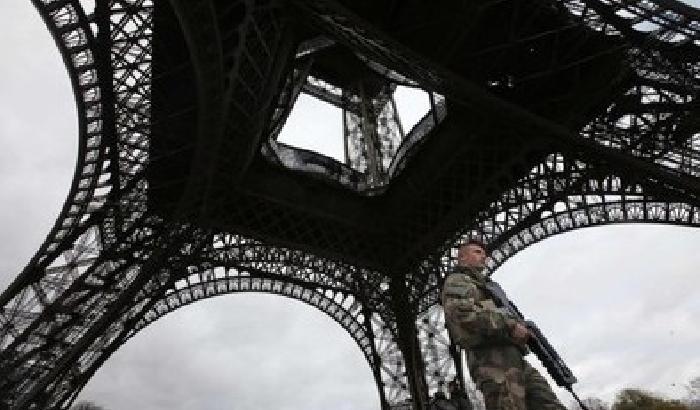 010880-NEWS_137002 Tutti a Parigi contro le violenze della Storia