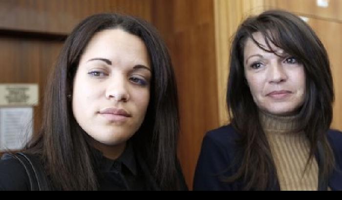 Scambiano due bimbe nella culla, in Francia dopo 20 anni famiglie risarcite