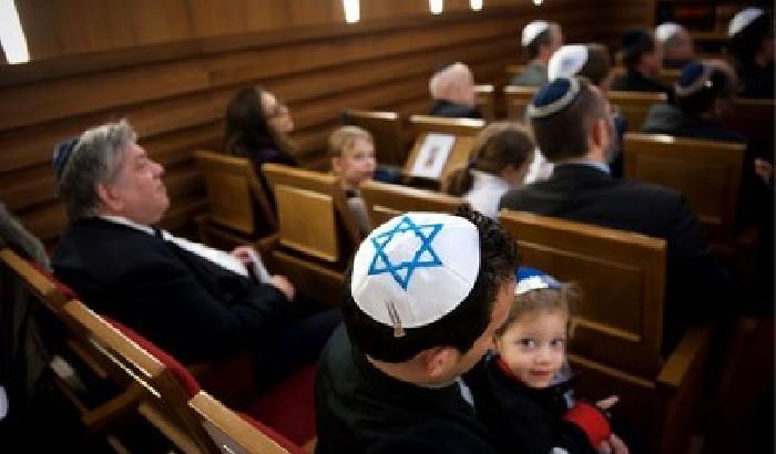 011126-NEWS_141652 Gli ebrei tedeschi hanno paura, alcuni rinunciano alla kippah