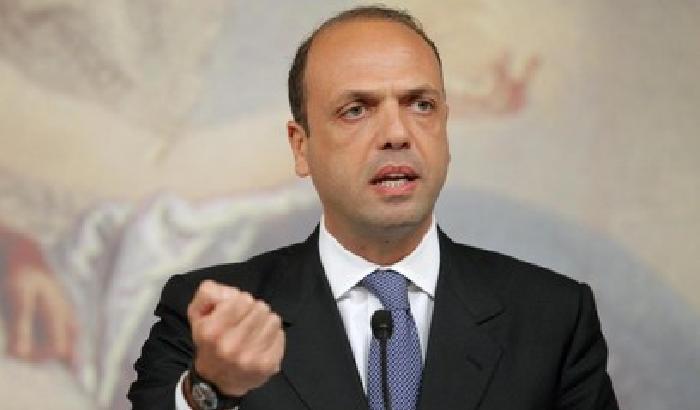 00C89F-NEWS_101284 Alfano: per il Giubileo pronto un piano anti-Isis