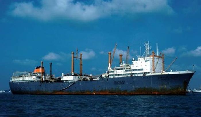 Russia, affonda peschereccio: 54 morti