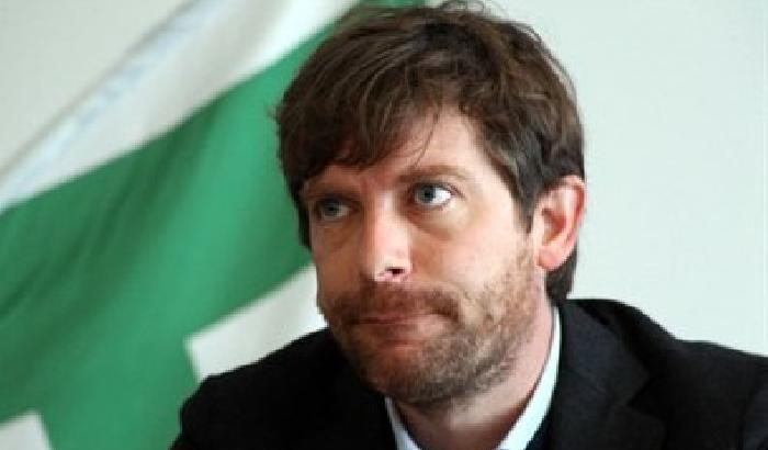 Civati su Twitter: i dati dell'Istat sono questi, stufo della vostra propaganda