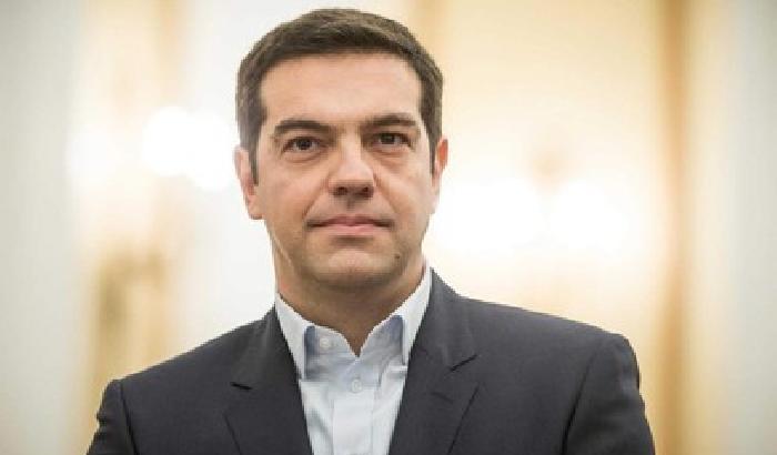 Atene: Tsipras riassume 2.413 insegnanti licenziati