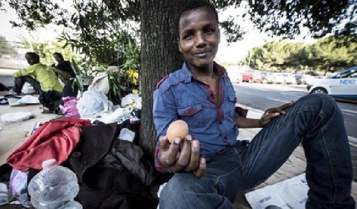 Migranti, la Francia chiude la frontiera