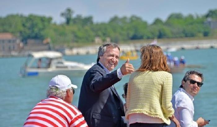 Vince l'astensionismo, perde il Pd