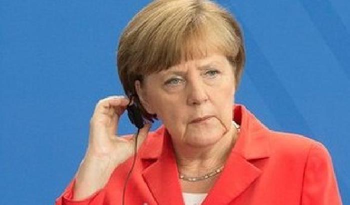 Merkel: Tsipras farà schiantare la Grecia