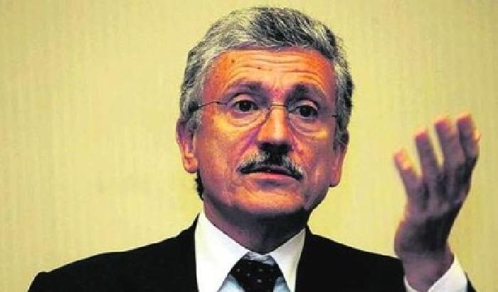 D'Alema punge Renzi sulla Grecia: poteva risparmiarsi qualche tweet