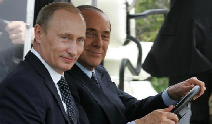 012BD9-NEWS_155360 Berlusconi ministro di Russia? A Mosca sghignazzano