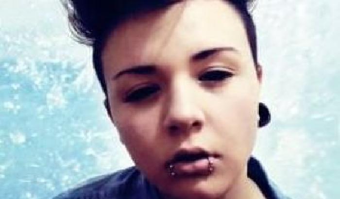 La ragazza trovata morta in spiaggia a Messina ha 17 anni