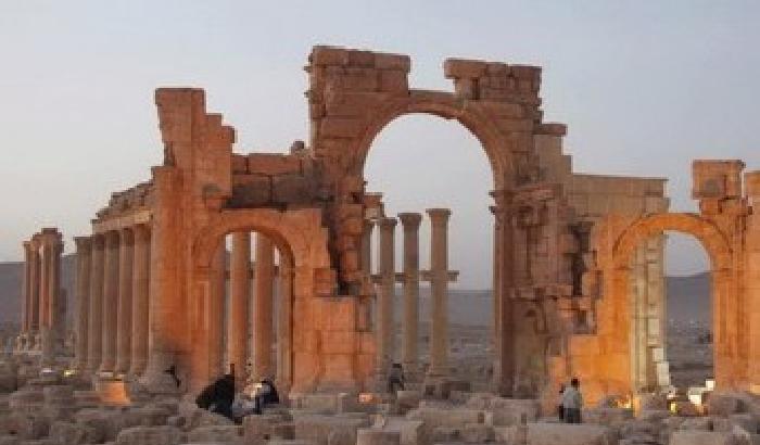 Isis: decapitato il capo delle Antichità di Palmira