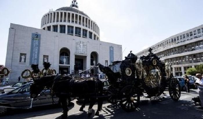 Il Vaticano su Casamonica: un funerale scandaloso