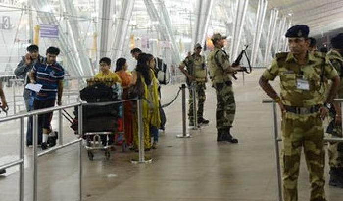 India, panico per 6 voli internazionali: finto allarme bomba