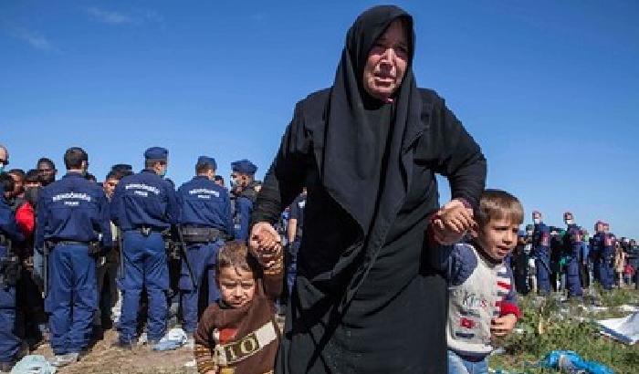 01325B-NEWS_158906 Il progetto Merkel: fare dei Balcani un parcheggio di migranti