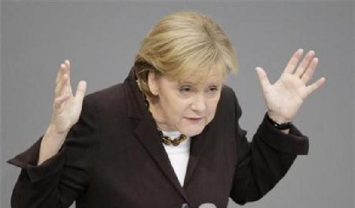 01338C-NEWS_159557 Aufviedersehen, mamma Merkel