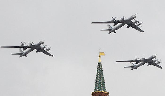 0136BA-NEWS_161287 Raid russi in Siria, oltre le bombe la guerra dei social