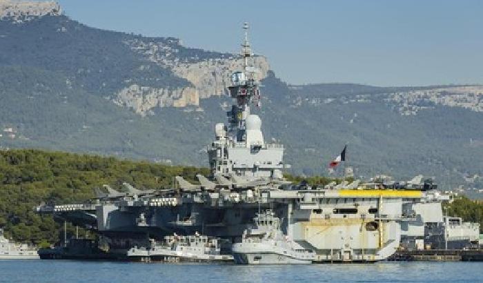 La portaeraei Charles de Gaulle