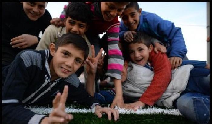 Albania, bambini allo sbando